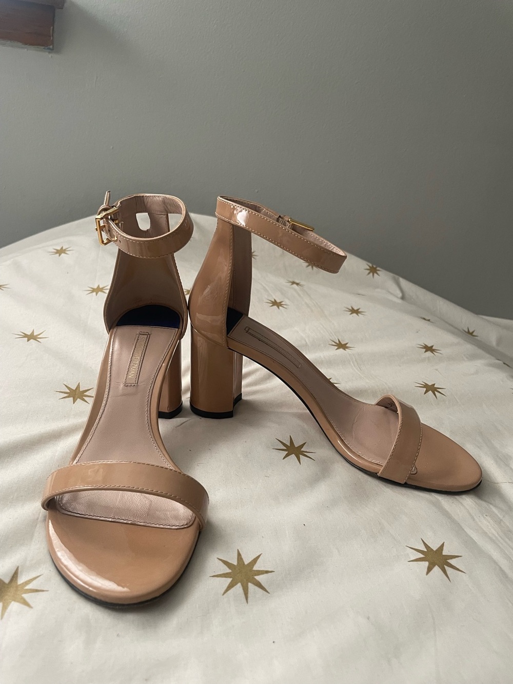 Stuart Weitzman Nudistcurve Tan Patent Leather Sandals